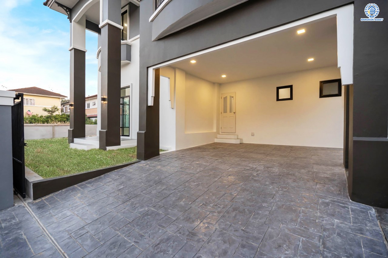 บ้านมือสองตกแต่งใหม่ แบรนด์ LH โครงการ ชัยพฤกษ์ วัดลาดปลาดุก ตอบโจทย์ทุกการอยู่อาศัย เนื้อที่ 106 ตร.ว. พื้นที่ใช้สอยมากถึง 225.5 ตร.ม. ฟังก์ชัน 3 ห้องนอน 4 ห้องน้ำ 1 ห้องแม่บ้าน จอดรถได้ 2 คัน บนทำเลดีที่สุด! ใกล้เซ็นทรัลเวสต์เกต ทางด่วน "กาญจนาภิเษก" และรถไฟฟ้าสายสีม่วง "สถานีคลองบางไผ่"